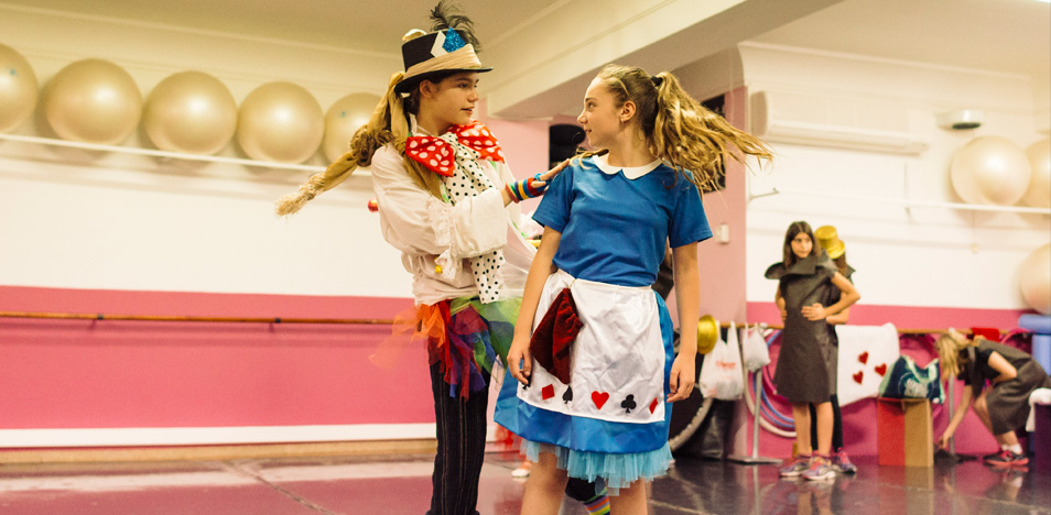 Hip-Hop y Funky en la Escuela de danza Charo Arlandis